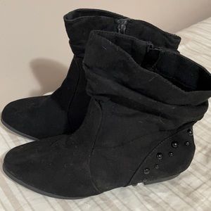 Black suede boots